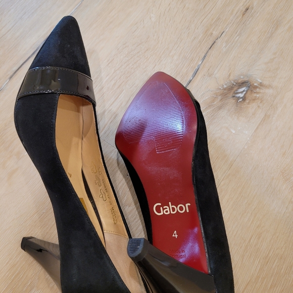 Shoes - Picture 2 of 6